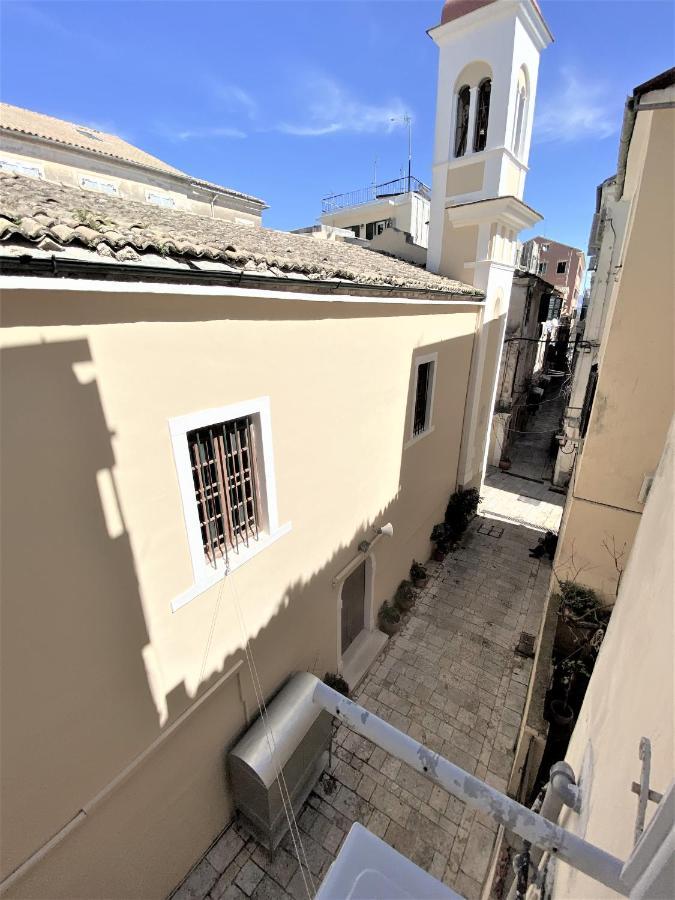 Mary'S Melodies At Corfu Old Town Extérieur photo